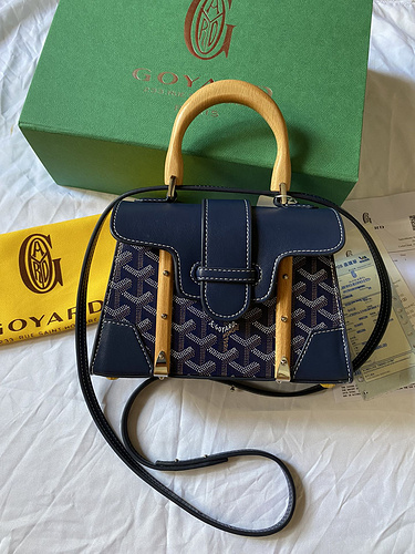 Goyard 610fbb71